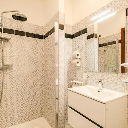 Apartment Family Fino A 9 Ospiti - Airport - Self Check-in