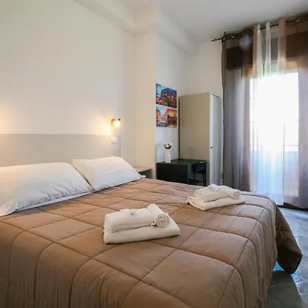 Family Fino A 9 Ospiti - Airport - Self Check-in Fiumicino